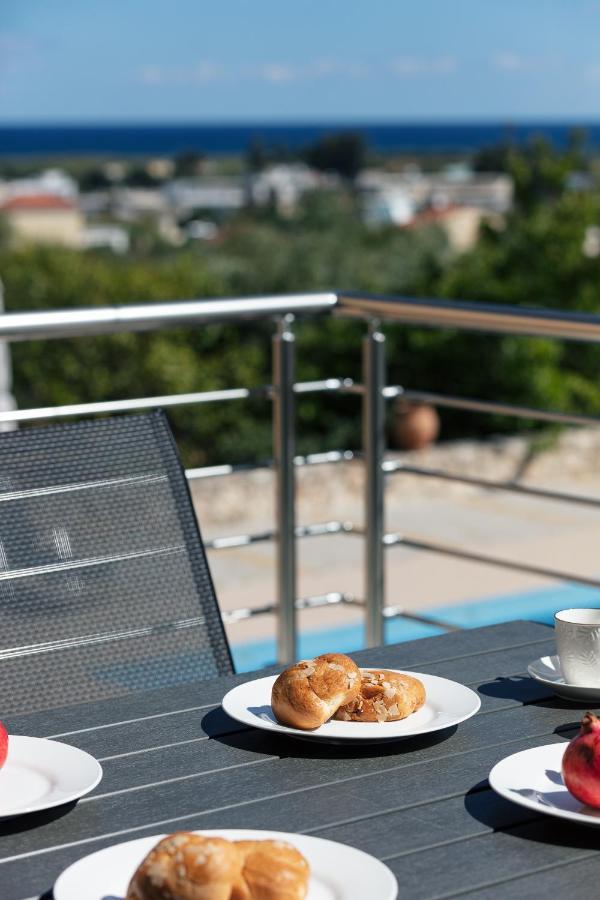 Greek Sky - New Modern Apartment With Shared Pool Tavronitis Exterior foto